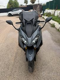 T MAX 560 tech max