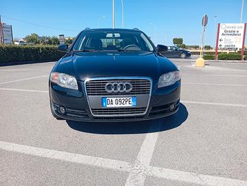 Audi A4 2.0 140 CV 2006