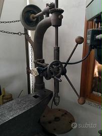 Antico Trapano a Cinghia  D'epoca Vintage