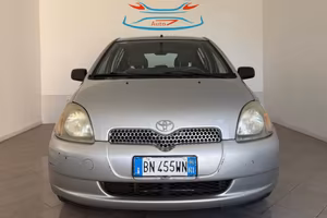 TOYOTA Yaris 1.0i 16V cat 5 porte Sol