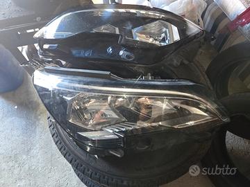 Musata,fari,paraurti,parafanghi Peugeot 3008 cdi 