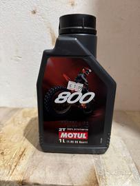 olio 2t motul 800