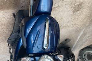 Piaggio Beverly 500
