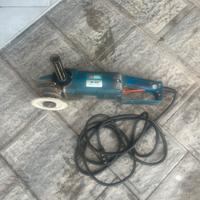 smerigliatrice angolare Black & Decker DN 1818