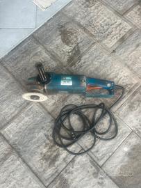 smerigliatrice angolare Black & Decker DN 1818