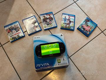 PS Vita OLED Boxata + Memory 4GB + 5 Giochi