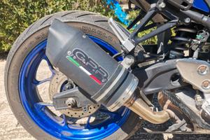 Yamaha yzf r3 2015
