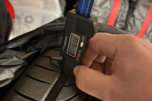 4 pneumatici Pirelli Powergy 255/45 R19 104Y XL