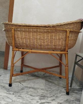 Culla di vimini vintage