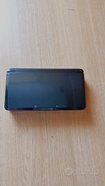 Nintendo 3ds +2 giochi + accessori originali. 