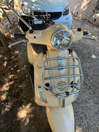 Vespa LX 150