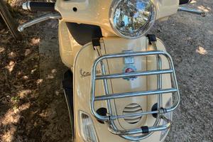 Vespa LX 150