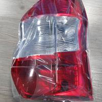 fanale posteriore ford tourneo courier