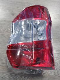 fanale posteriore ford tourneo courier