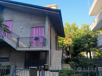 Villetta con giardino privato condizionatore
