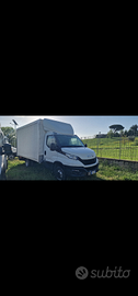 Iveco daily centinato con sponda idraulica