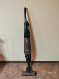 Scopa elettrica DeLonghi