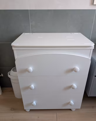 Fasciatoio con Cassettiera e Vasca per bagnetto
