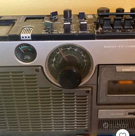 Radio Tv mangiacassette vintage JVC