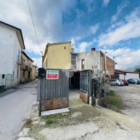 CASA INDIPENDENTE A SAN MARTINO VALLE CAUDINA