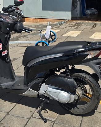Sh 125 2012 (prezzo trattabile)