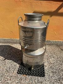 Contenitore olio in acciaio con rubinetto scarico