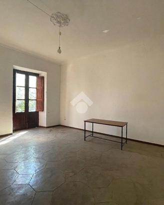 4 LOCALI A CASTROVILLARI