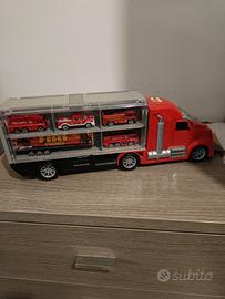 camion con macchinine