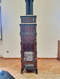 Stufa rumena in ceramica