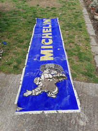 Striscione Michelin