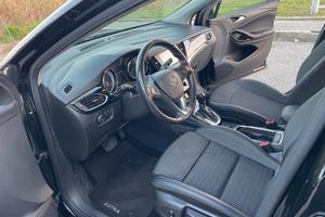 Opel Astra 1.5 CDTI 122CV AT9 Business Elegance