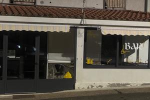 Locale commerciale bar