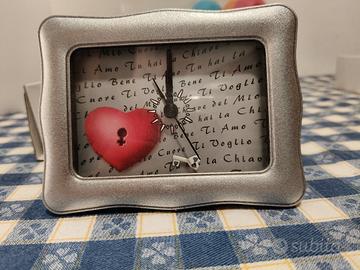 orologio da comodino