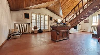 Attico esclusivo immerso nel verde