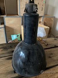 Lampada a sospensione industriale vintage BauHaus