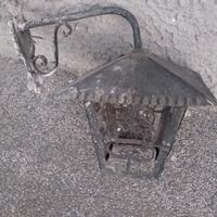 Lampada in ferro battuto
