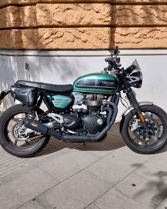 TRIUMPH SPEED TWIN 1200