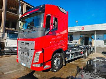 VOLVO FH500 EURO 6 GANCIO SCARABBILE-2015