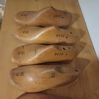 Forme per scarpe vintage in legno