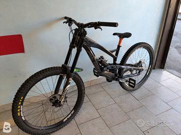 Bici Downhill YT Tues Al 27.5   2017