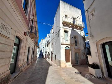 Appartamento a Noci, via Spirito Santo 1, 7 locali