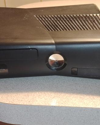 Xbox 360 con giochi + kinect