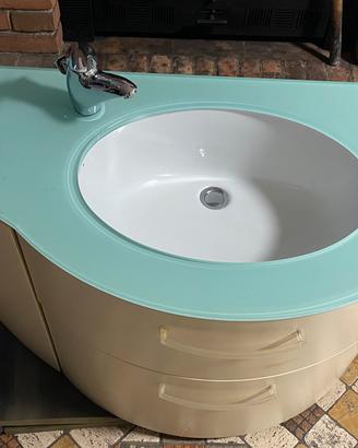 Mobile  bagno  con colonna