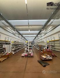 Immobile di 1400 m² con più di 5 locali a Forlì