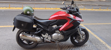 Honda Crossrunner 800