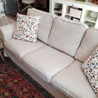 DIVANO 3 POSTI tenuto bene