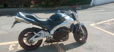 Suzuki GSR 600 - 2007