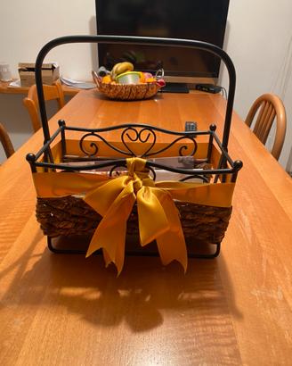 Espositore giornali arredo casalingo