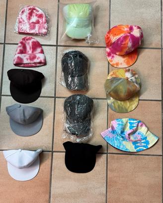 stock 12pz cappellini estivi 3€/pz. (37€ tutti)