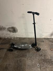 Monopattino Decathlon 4 ruote